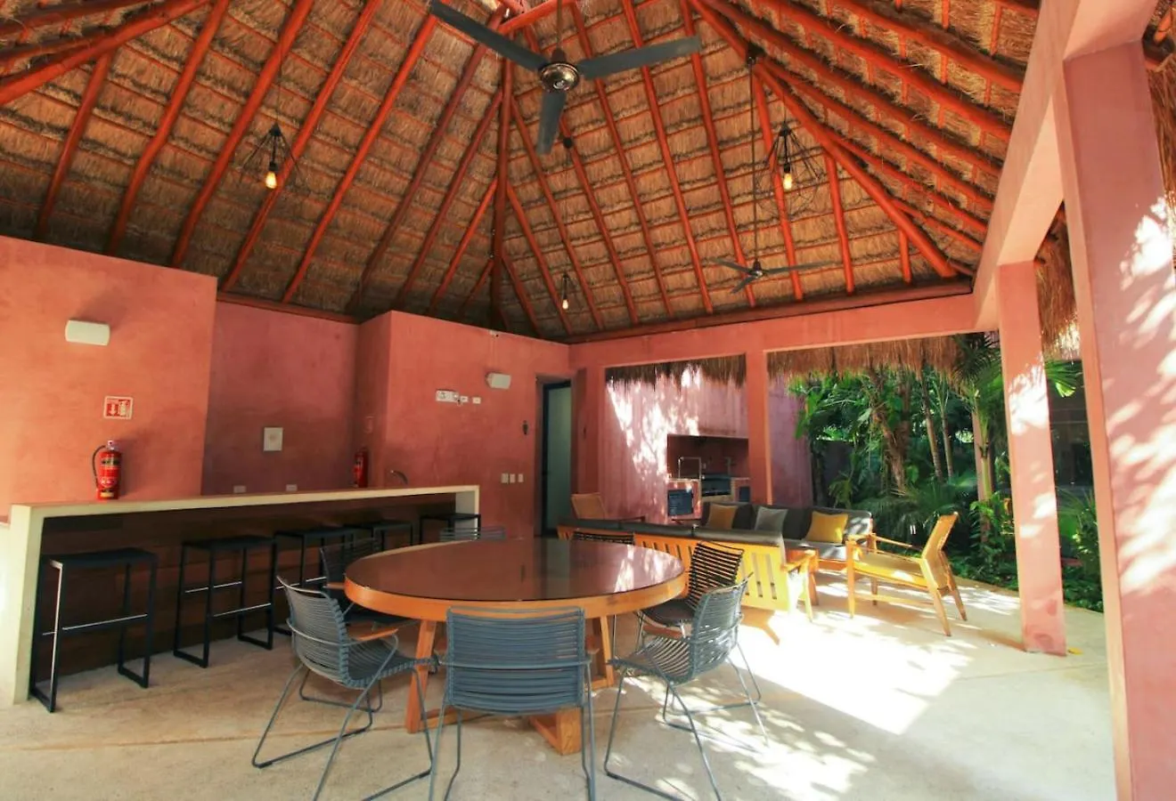 Vibrant 2Br Condo In Tulum Coolest Location 0*,